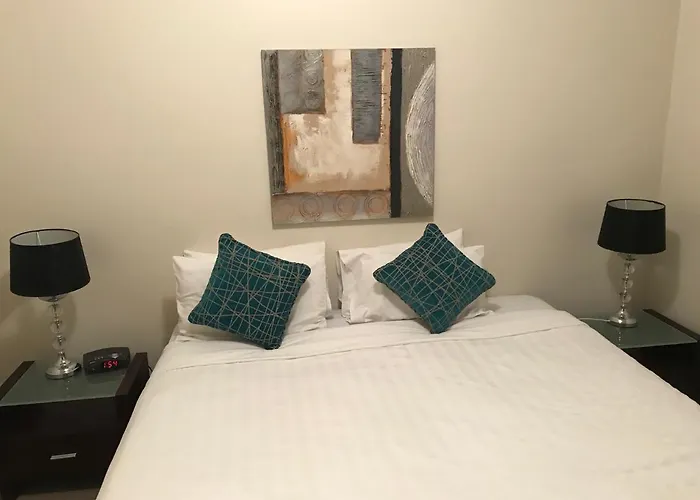 Rnr Serviced Apartments Adelaide - Wakefield St
